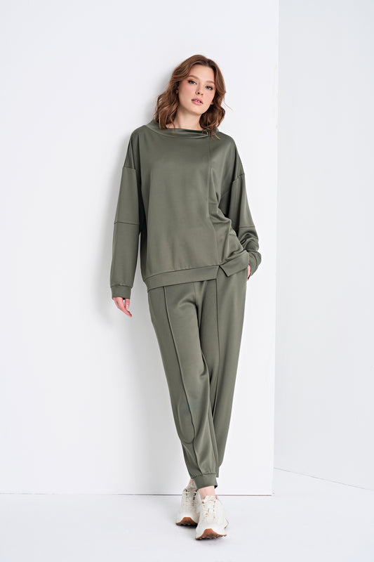 Relaxed Fit Sweatshirt and Joggers Set (Bottom)