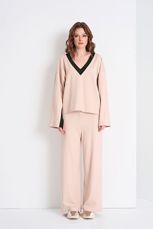 V-Neck Contrast Trim Top and Wide-Leg Pants Set (Bottom)