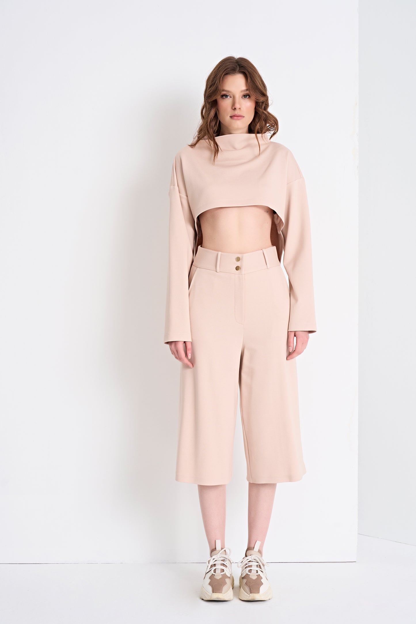 Cropped Turtleneck Top and Wide-Leg Cropped Pants Set (Top)